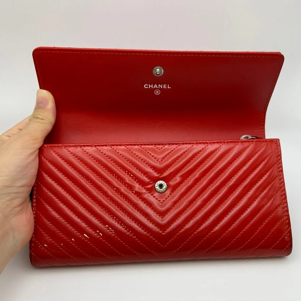 Chanel Long Wallet with COA , CC Logo, Chevron Paten Leather, Dust Bag & Box Red